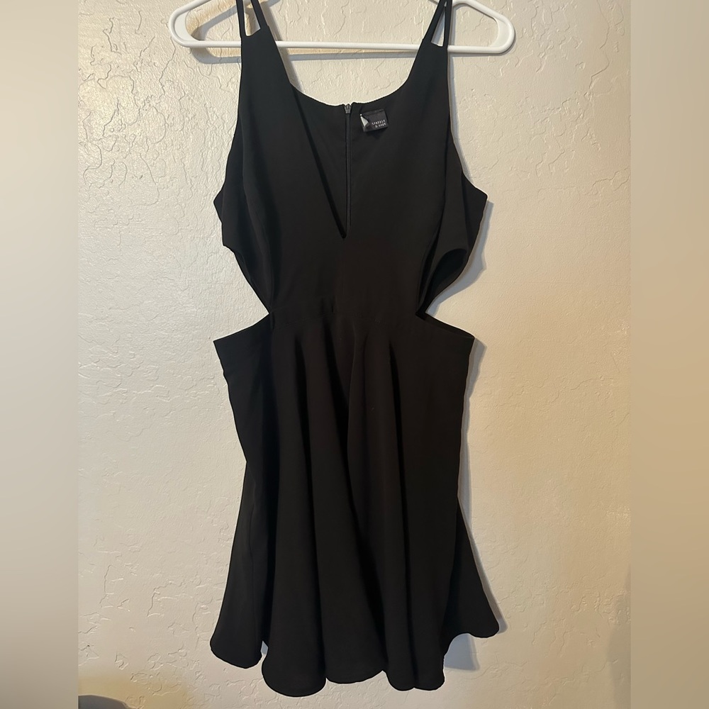 Sparkle and Fade Black Low V-Neck Mini Dress Size 8
